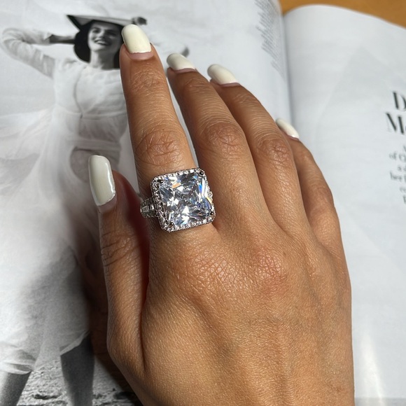 Big princess bling ring - Picture 6 of 7